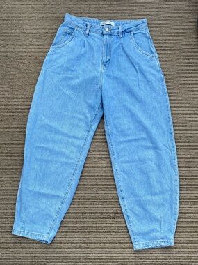Zara Light Blue Boyfriend High-Waist Jeans